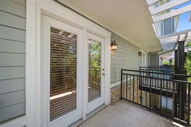 1725 Harvey Mitchell Parkway 126, College Station, TX 77840