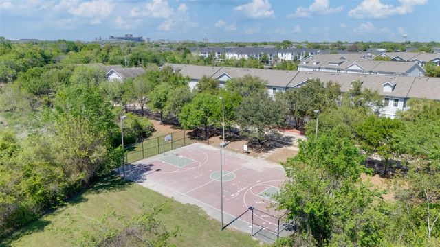 1725 Harvey Mitchell Parkway 126, College Station, TX 77840