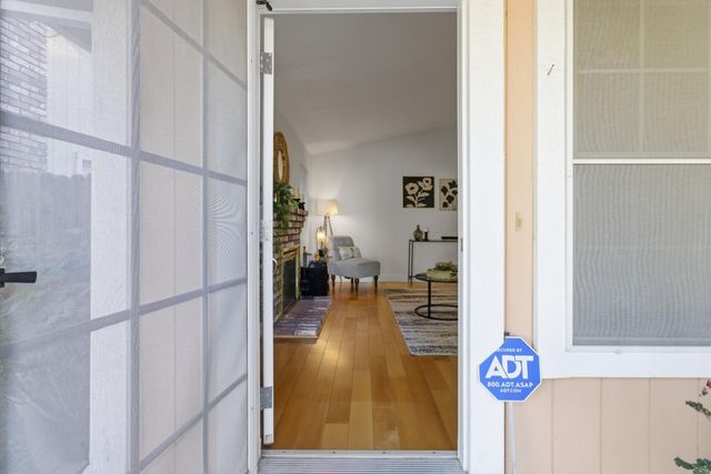 4824 Taylor St, Sacramento, CA 95838