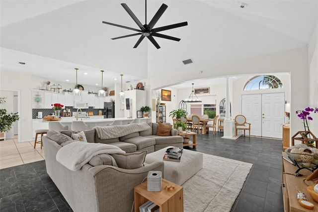 4389 WINDING OAKS DRIVE, Mulberry, FL 33860