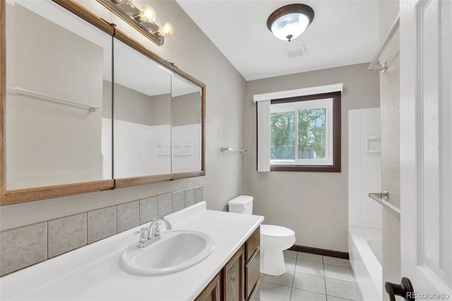 35 Sunset Court, Hudson, CO 80642