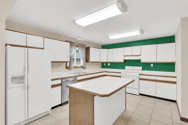 35 Sunset Court, Hudson, CO 80642
