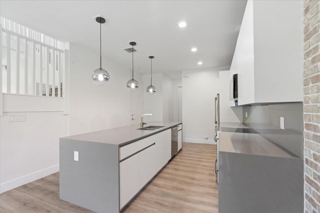 341 SW 16th Court, Fort Lauderdale, FL 33315