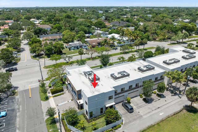 341 SW 16th Court, Fort Lauderdale, FL 33315