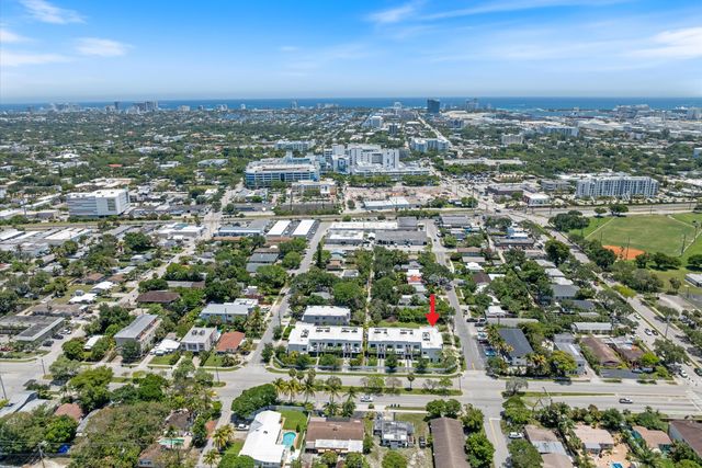 341 SW 16th Court, Fort Lauderdale, FL 33315