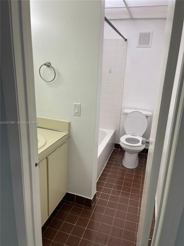 6821 SW 129th Avenue 7, Miami, FL 33183