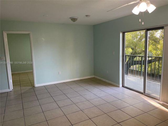 6821 SW 129th Avenue 7, Miami, FL 33183