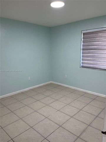 6821 SW 129th Avenue 7, Miami, FL 33183