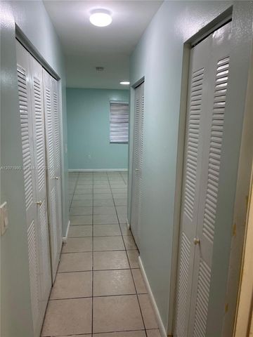 6821 SW 129th Avenue 7, Miami, FL 33183