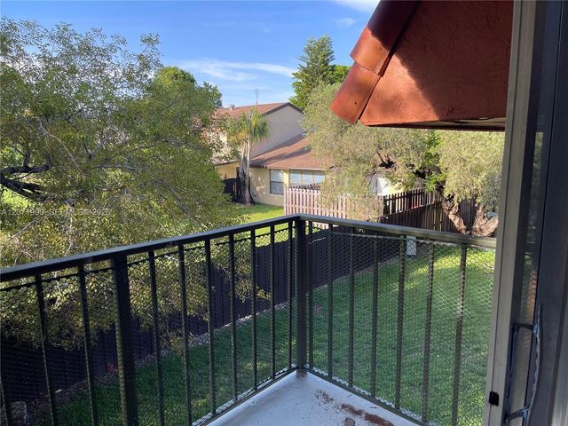 6821 SW 129th Avenue 7, Miami, FL 33183
