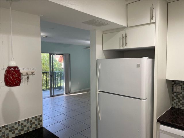 6821 SW 129th Avenue 7, Miami, FL 33183
