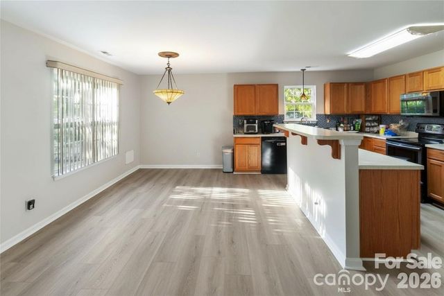 317 Ashton Bluff Circle, Mount Holly, NC 28120