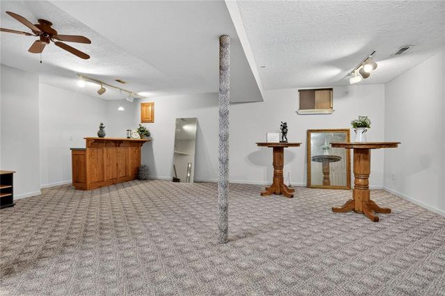 1420 Andrea Drive, Liberty, MO 64068