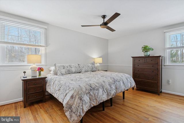 1052 W VALLEY HILL RD, Malvern, PA 19355