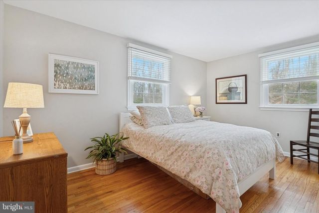 1052 W VALLEY HILL RD, Malvern, PA 19355