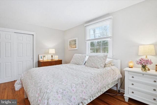 1052 W VALLEY HILL RD, Malvern, PA 19355