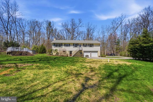 1052 W VALLEY HILL RD, Malvern, PA 19355
