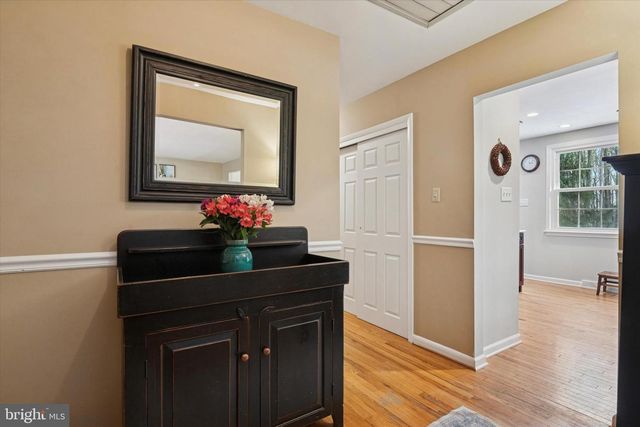 1052 W VALLEY HILL RD, Malvern, PA 19355