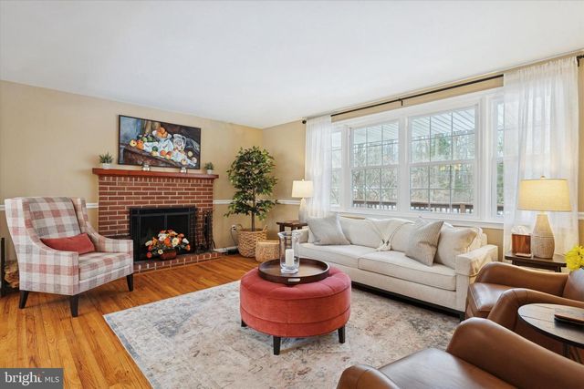 1052 W VALLEY HILL RD, Malvern, PA 19355