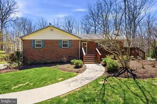 1052 W VALLEY HILL RD, Malvern, PA 19355