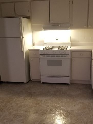 18550 Torrence Avenue 19, Lansing, IL 60438