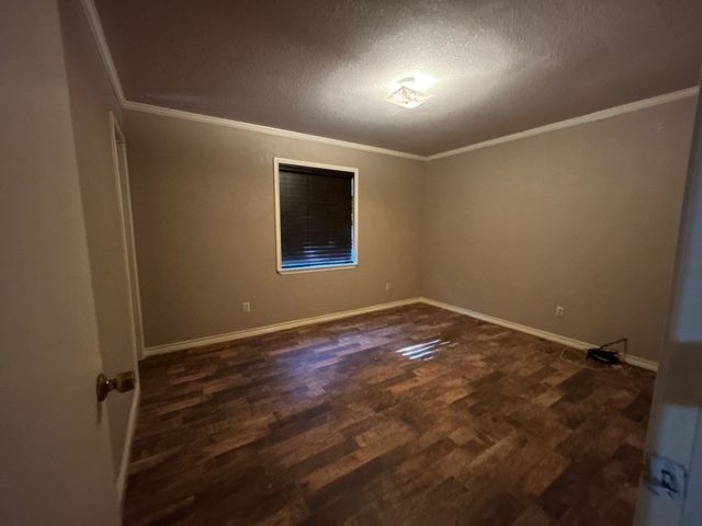 928 Vz County Road 3828, Wills Point, TX 75169