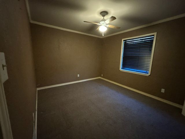 928 Vz County Road 3828, Wills Point, TX 75169