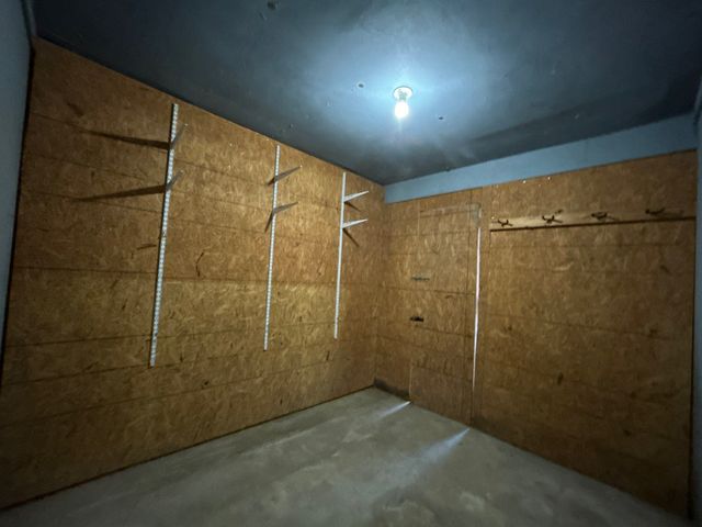 928 Vz County Road 3828, Wills Point, TX 75169