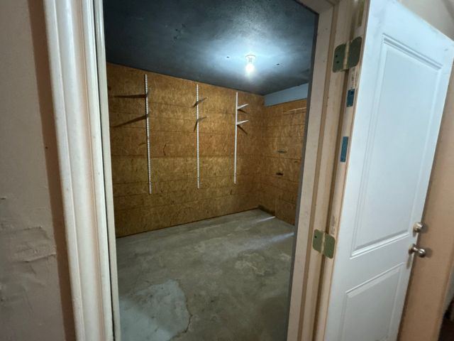 928 Vz County Road 3828, Wills Point, TX 75169