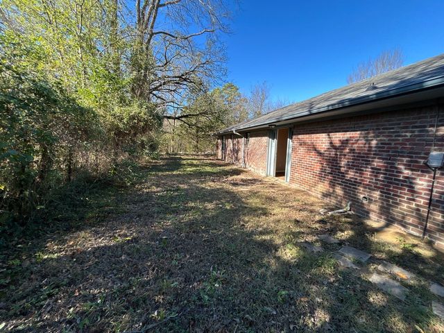 928 Vz County Road 3828, Wills Point, TX 75169