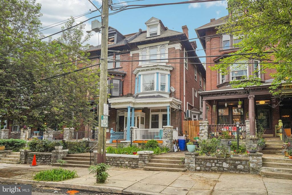 251 S 46TH ST, Philadelphia, PA 19139