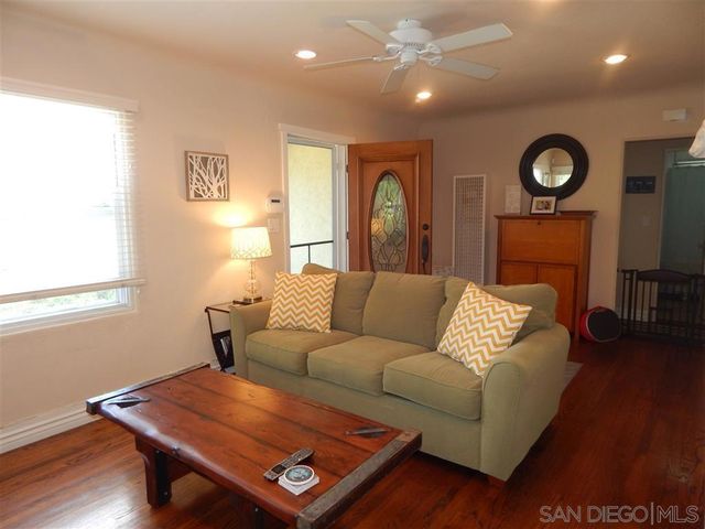 4455 41st St, San Diego, CA 92116