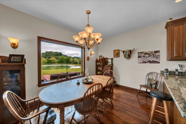 42 May Hollow Road, Tollesboro, KY 41189