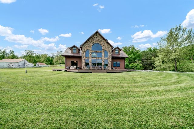 42 May Hollow Road, Tollesboro, KY 41189