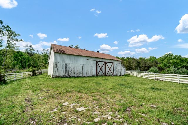 42 May Hollow Road, Tollesboro, KY 41189