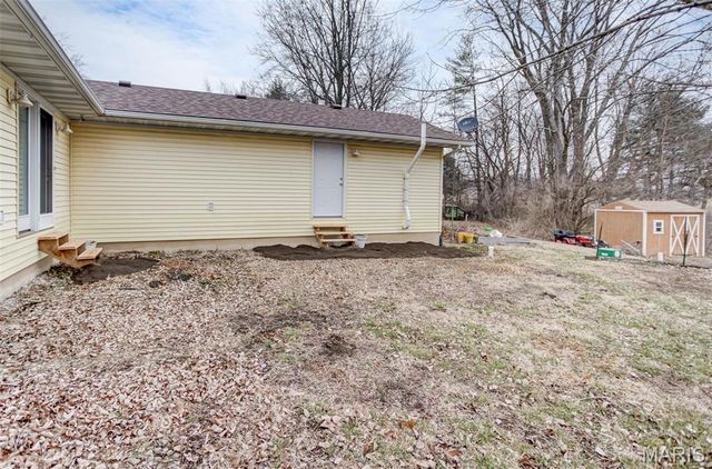 1140 Brooklane Drive, Carrollton, IL 62016