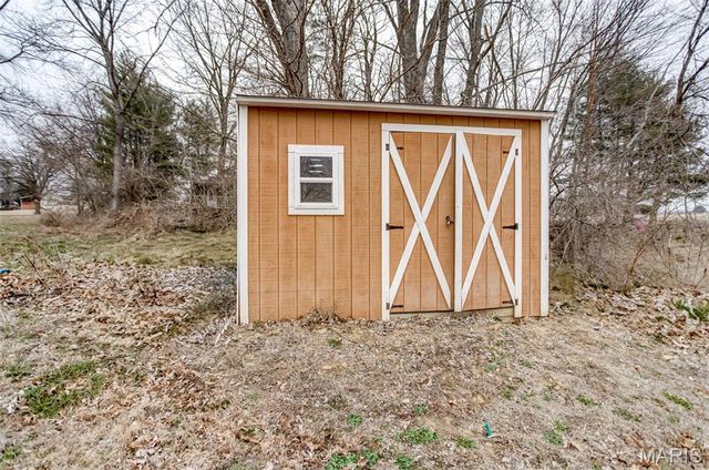 1140 Brooklane Drive, Carrollton, IL 62016