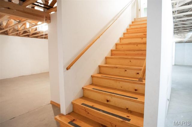 1140 Brooklane Drive, Carrollton, IL 62016