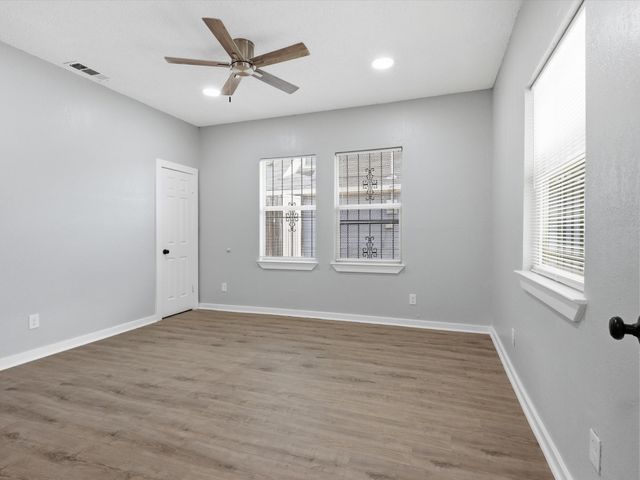 1309 Pennsylvania Avenue, Dallas, TX 75215