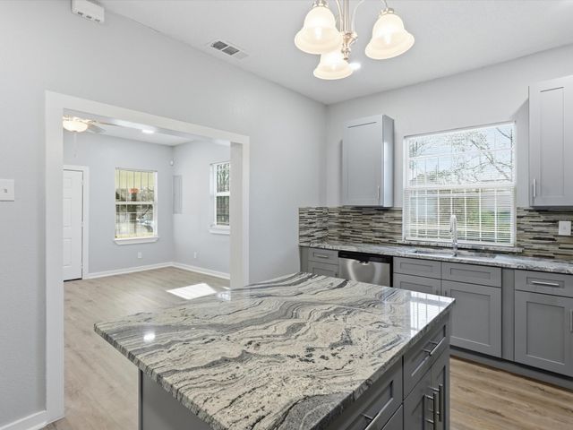 1309 Pennsylvania Avenue, Dallas, TX 75215