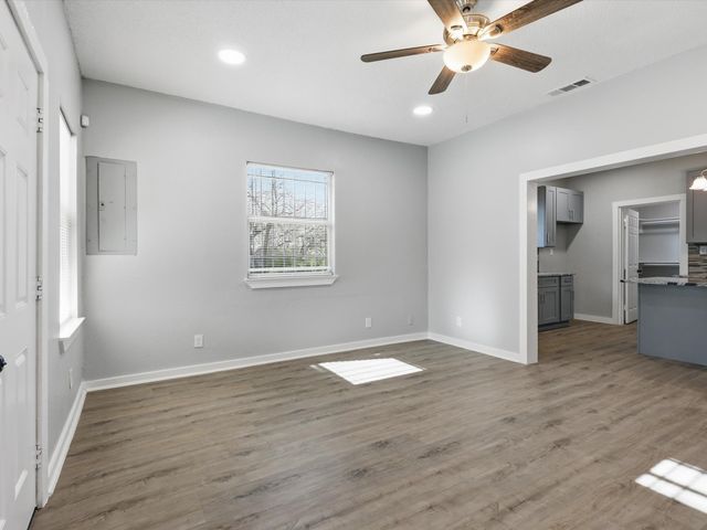 1309 Pennsylvania Avenue, Dallas, TX 75215