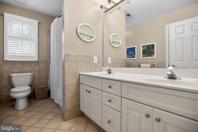 297 HAWKS FLIGHT CT, Ambler, PA 19002