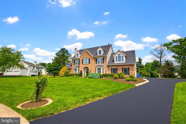 297 HAWKS FLIGHT CT, Ambler, PA 19002