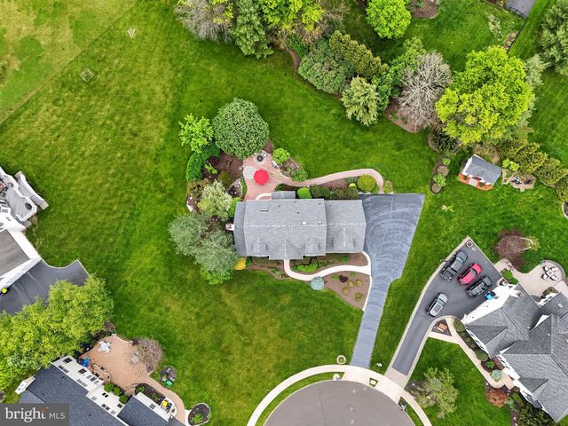 297 HAWKS FLIGHT CT, Ambler, PA 19002