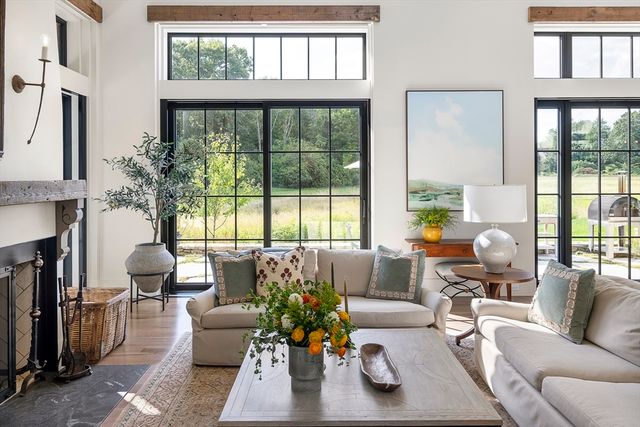 8 Silver Hill, Lincoln, MA 01773