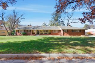547 N Mission Rd, Wichita, KS 67206