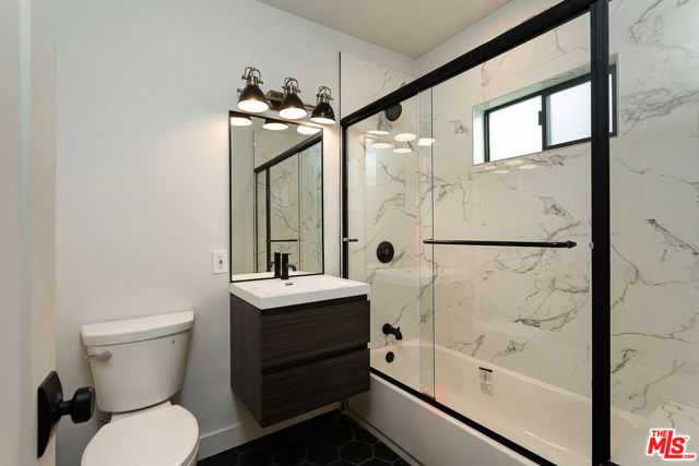 11680 OHIO Avenue 202, Los Angeles, CA 90025