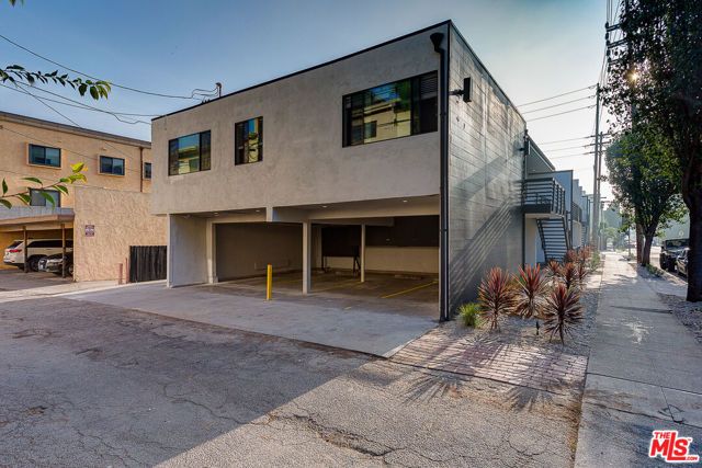 11680 OHIO Avenue 202, Los Angeles, CA 90025