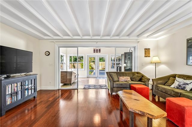 3825 Mockingbird Drive, Vero Beach, FL 32963