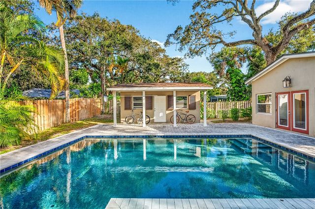 3825 Mockingbird Drive, Vero Beach, FL 32963